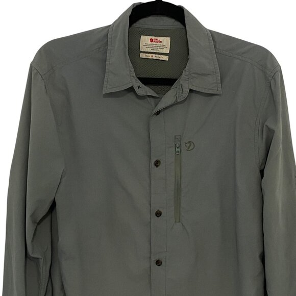 Fjall Raven Shirt Mens Size M Vented Roll Tab Sleeves Button Up Hiking Fishing - Picture 3 of 8